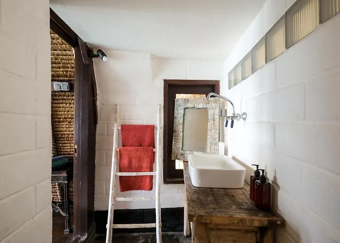 Rumah Elizabeth & Rumah Janneke Villa *